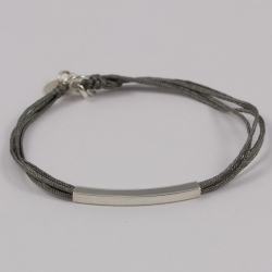 Bracelet lien gris clair motif baguette argent