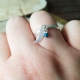 Bague corne argent 925 et cristal de Swaroski bleu tropical by LFDM Jewelry